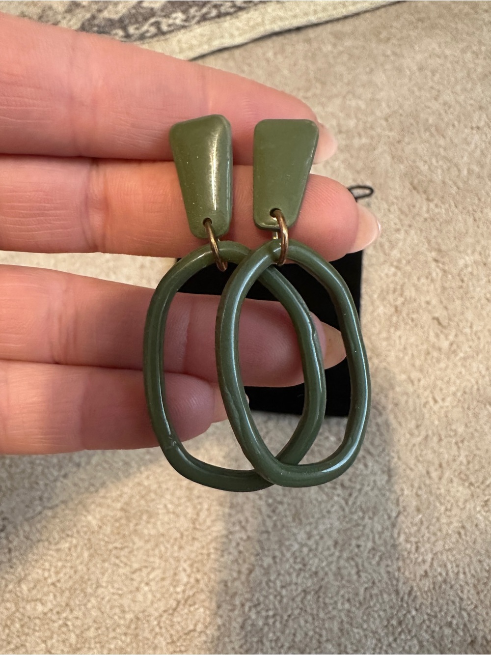 Olive Green Resin Drop Earrings - Lightweight Women Jewelry